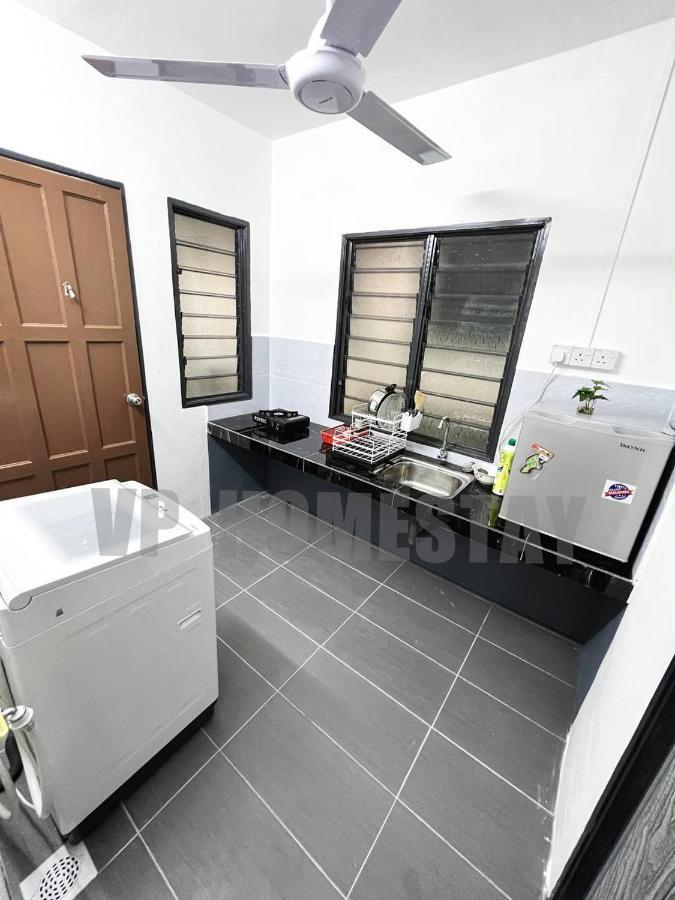Vp Homestay - Malay Only Ipoh Dış mekan fotoğraf